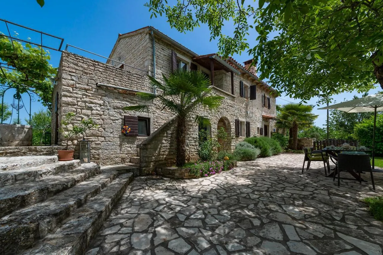 Casa de Férias Village Family House Ranka Žminj